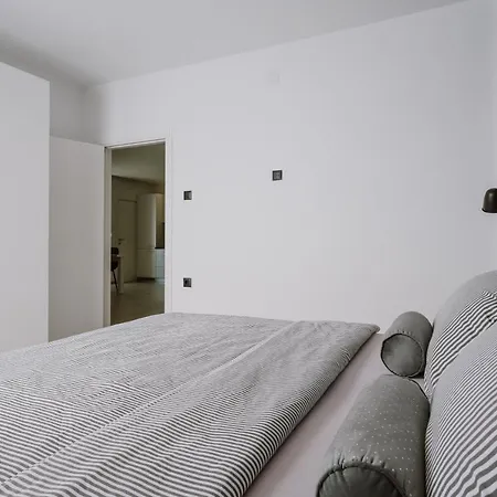 Ru With Balcony 公寓 里耶卡